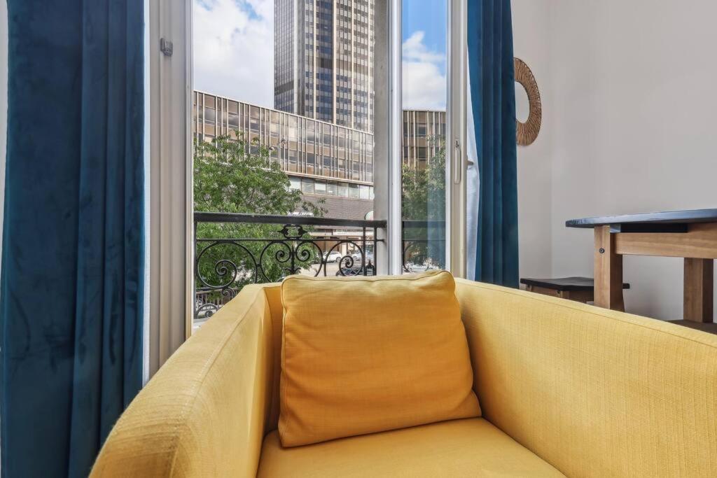 Elegant 1br In Front Of Montparnasse Tower Apartment Paris