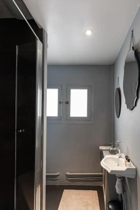 Saint-honore Luxurious 2 Bedrooms 120m2 Apartment Paris