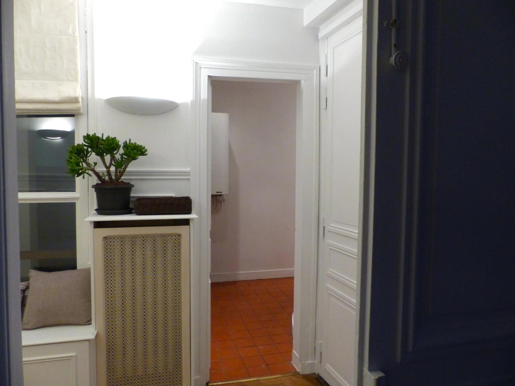 Apartment Marvellous Sunbathed 3br At The Heart Of