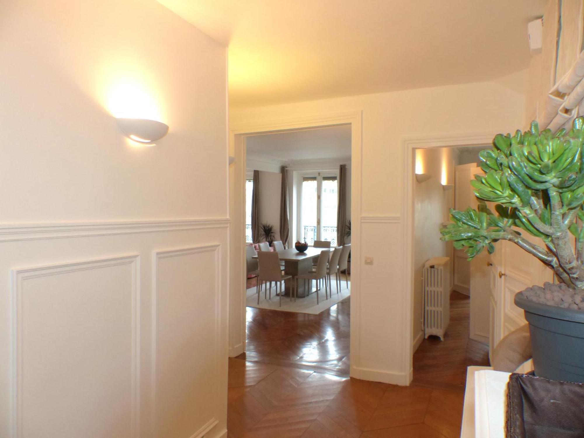 Marvellous Sunbathed 3br At The Heart Of *