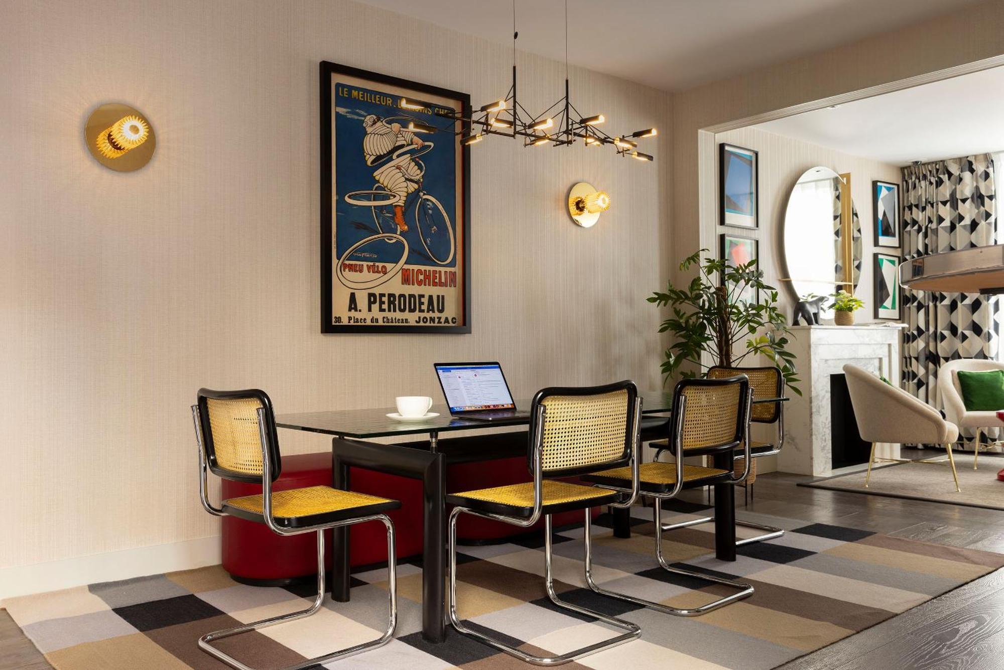 Moderniste Hotel 4*