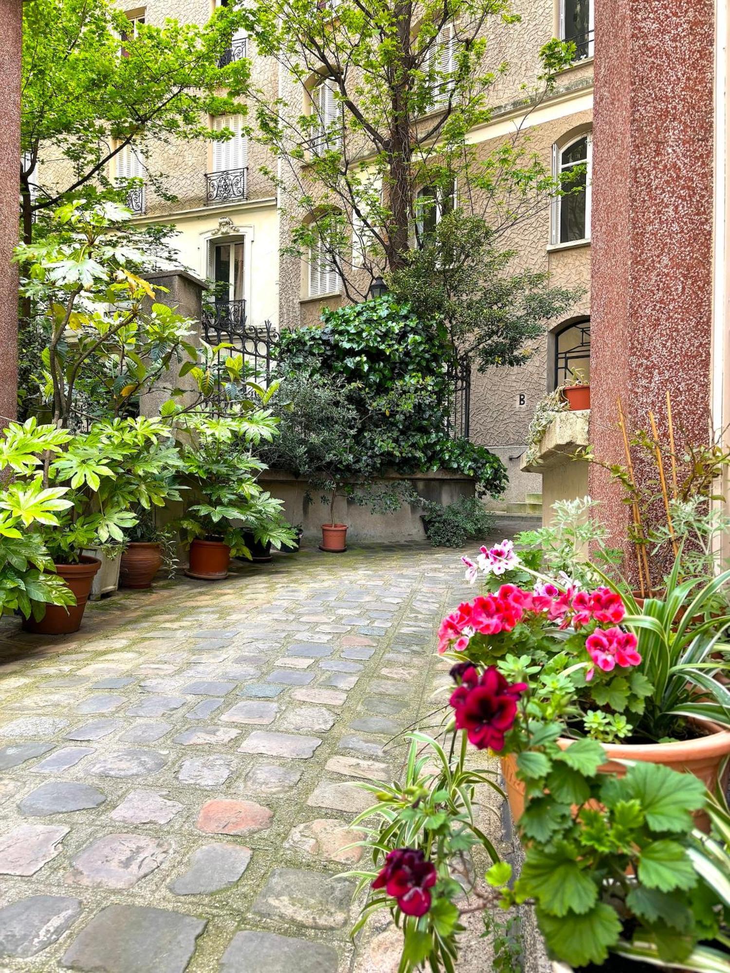 Apartment Passy