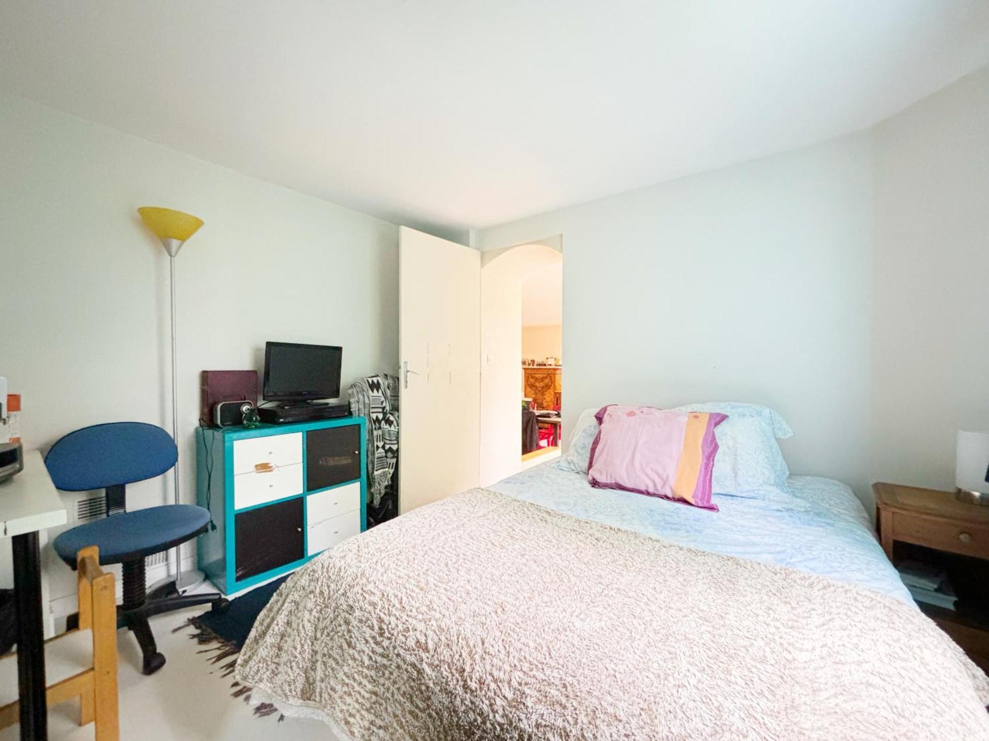 Apartment Grand Avec Jardin Privatif A Paris