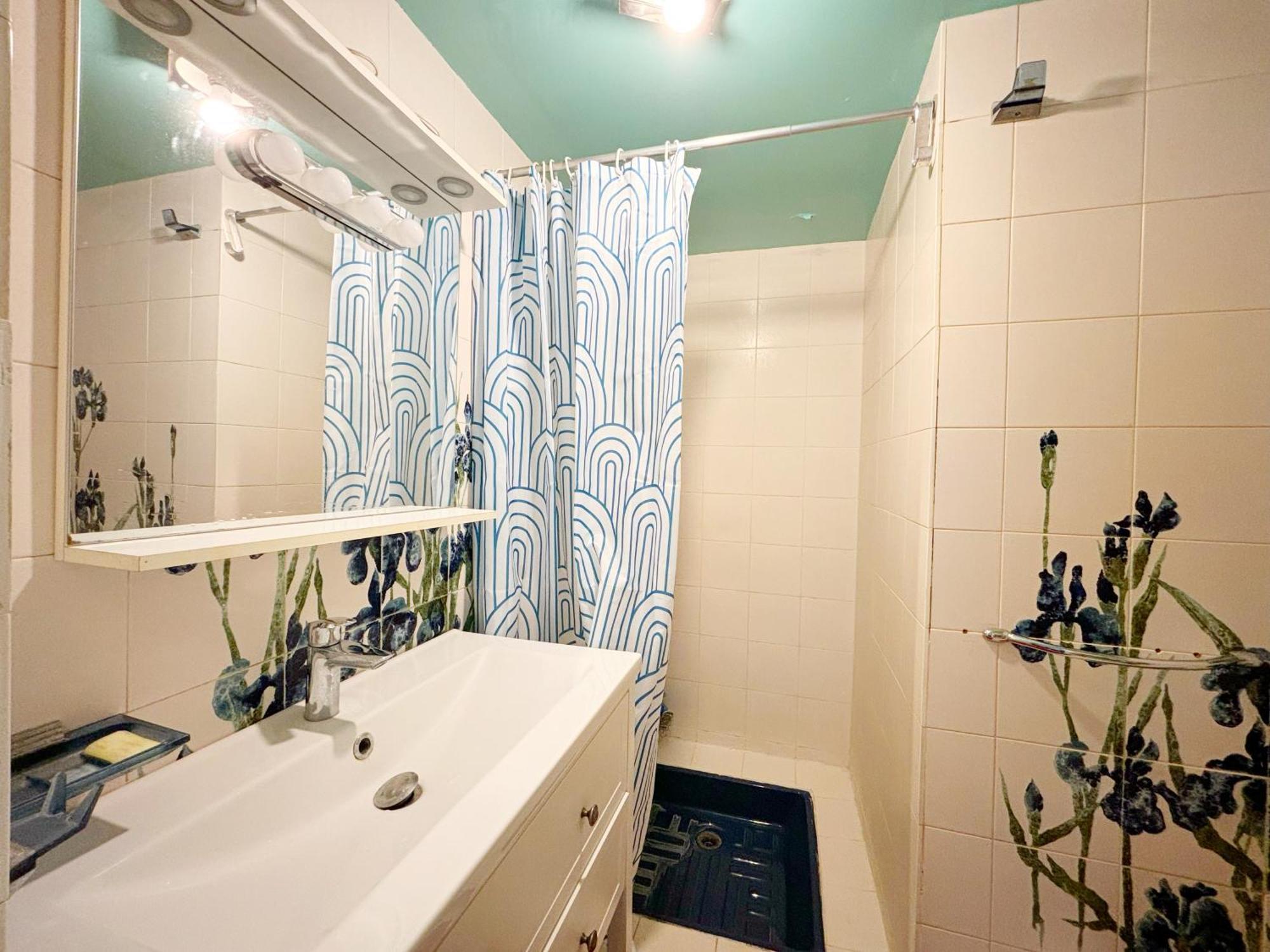 Apartment Grand Avec Jardin Privatif A Paris