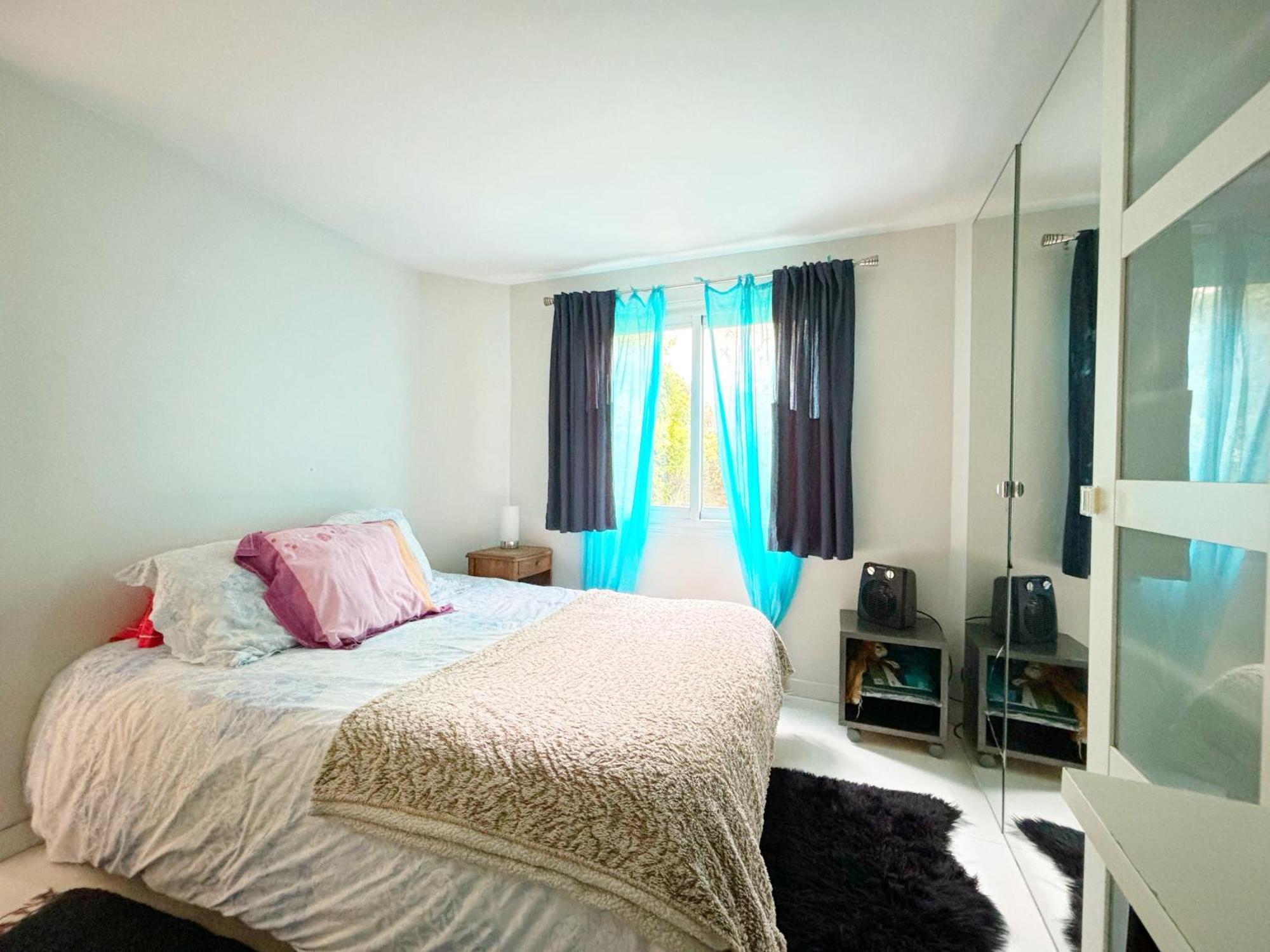 Apartment Grand Avec Jardin Privatif A *