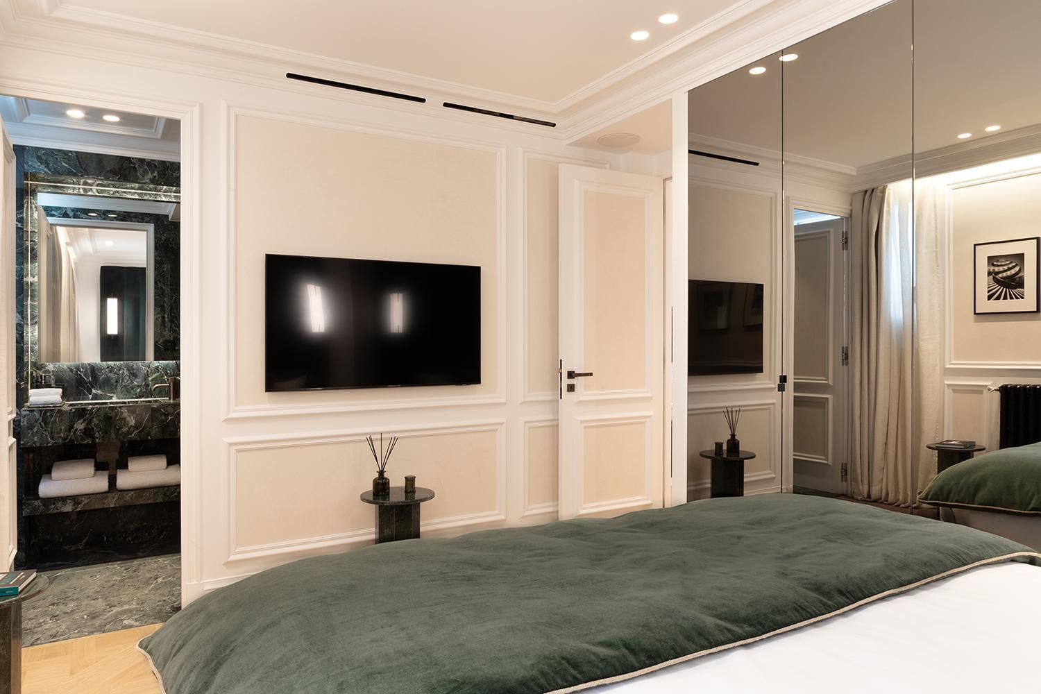 Thelander - Serviced In Champs Elysees Apartment