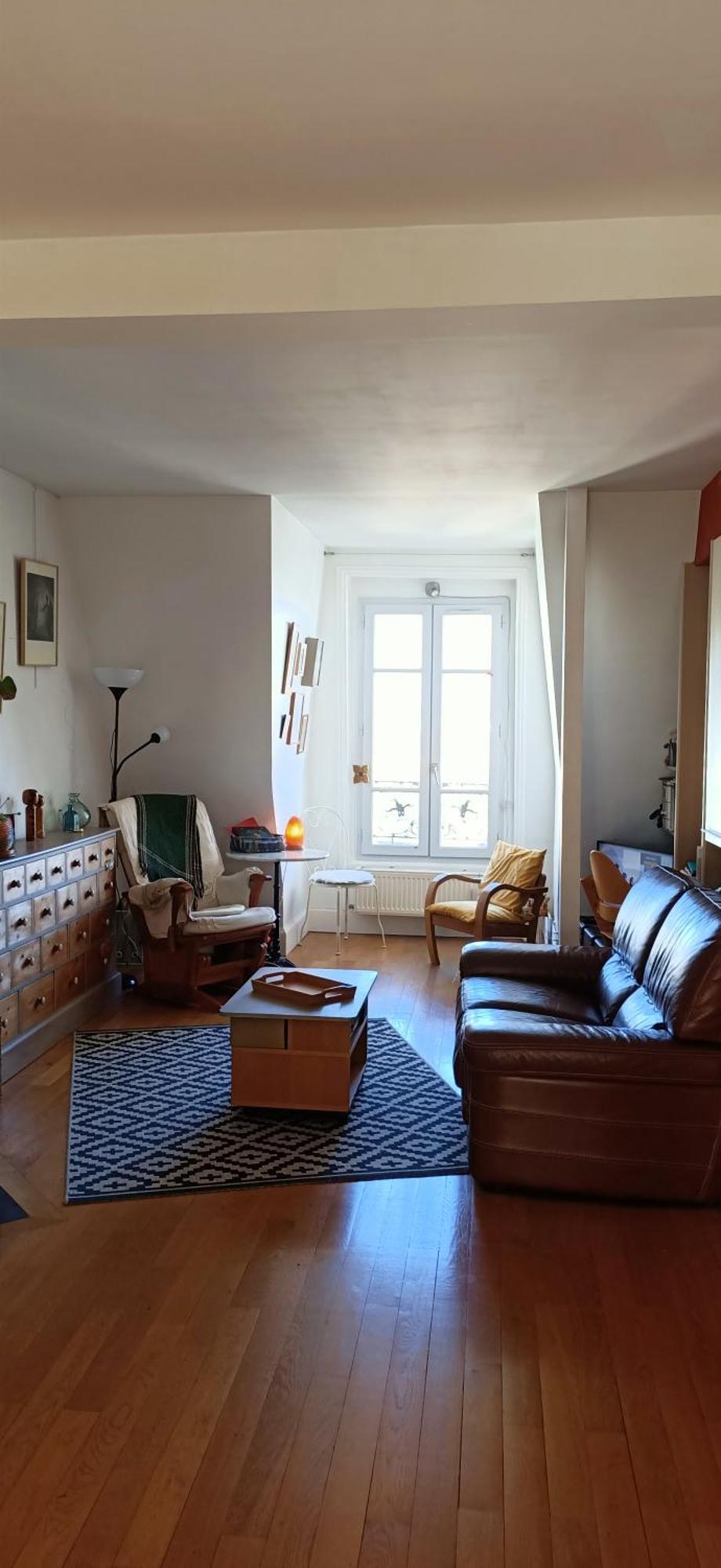 La Chambre Bleue Homestay Paris