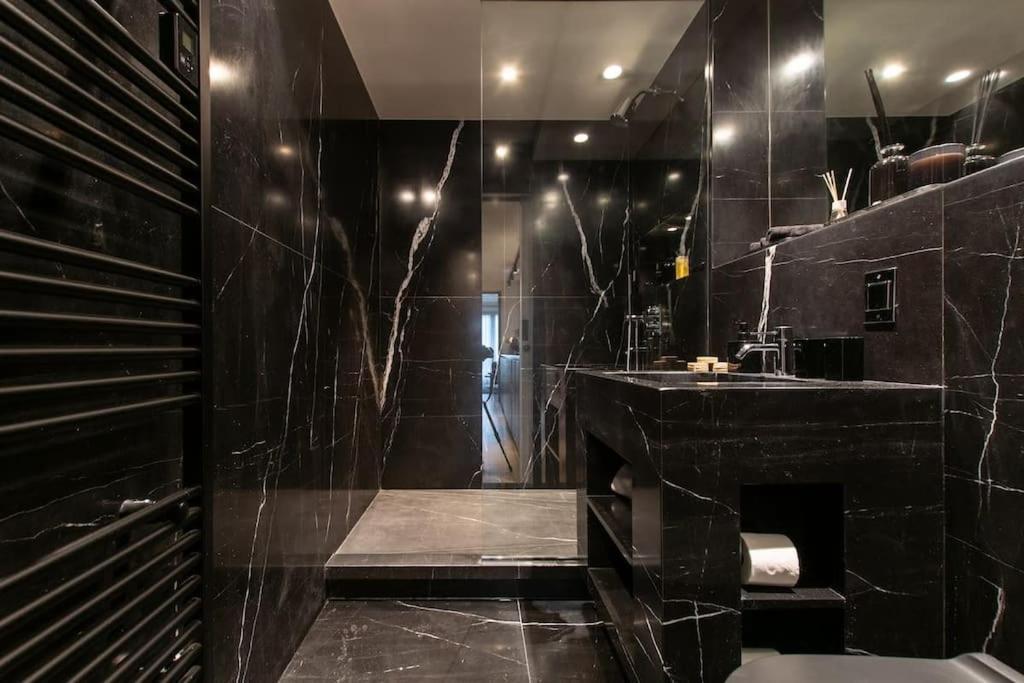 Avenue Montaigne Saint Honore Appartement
