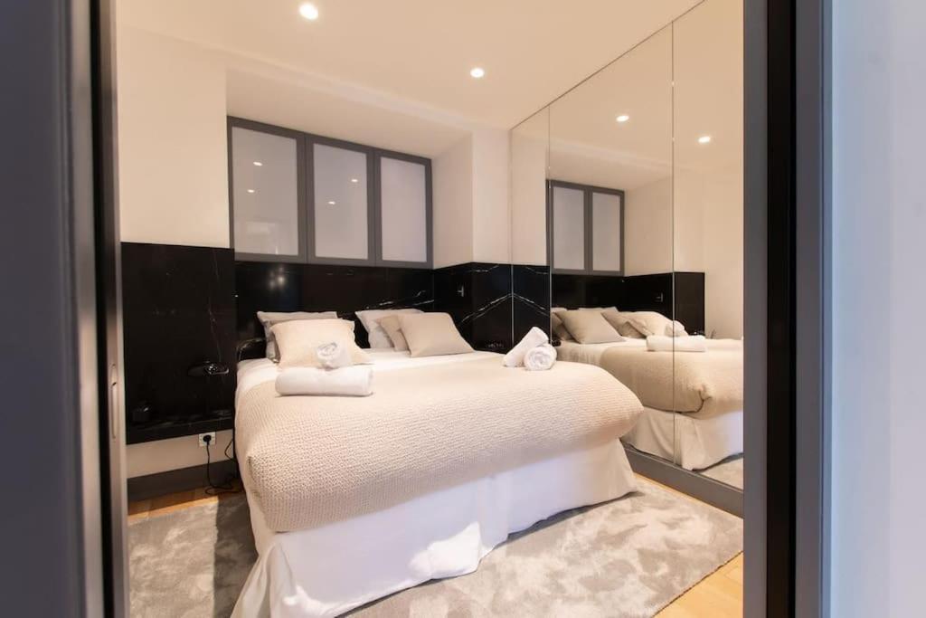 Appartement Avenue Montaigne Saint Honore *