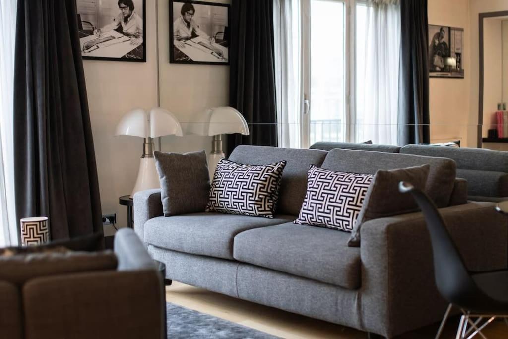 Appartement Avenue Montaigne Saint Honore *