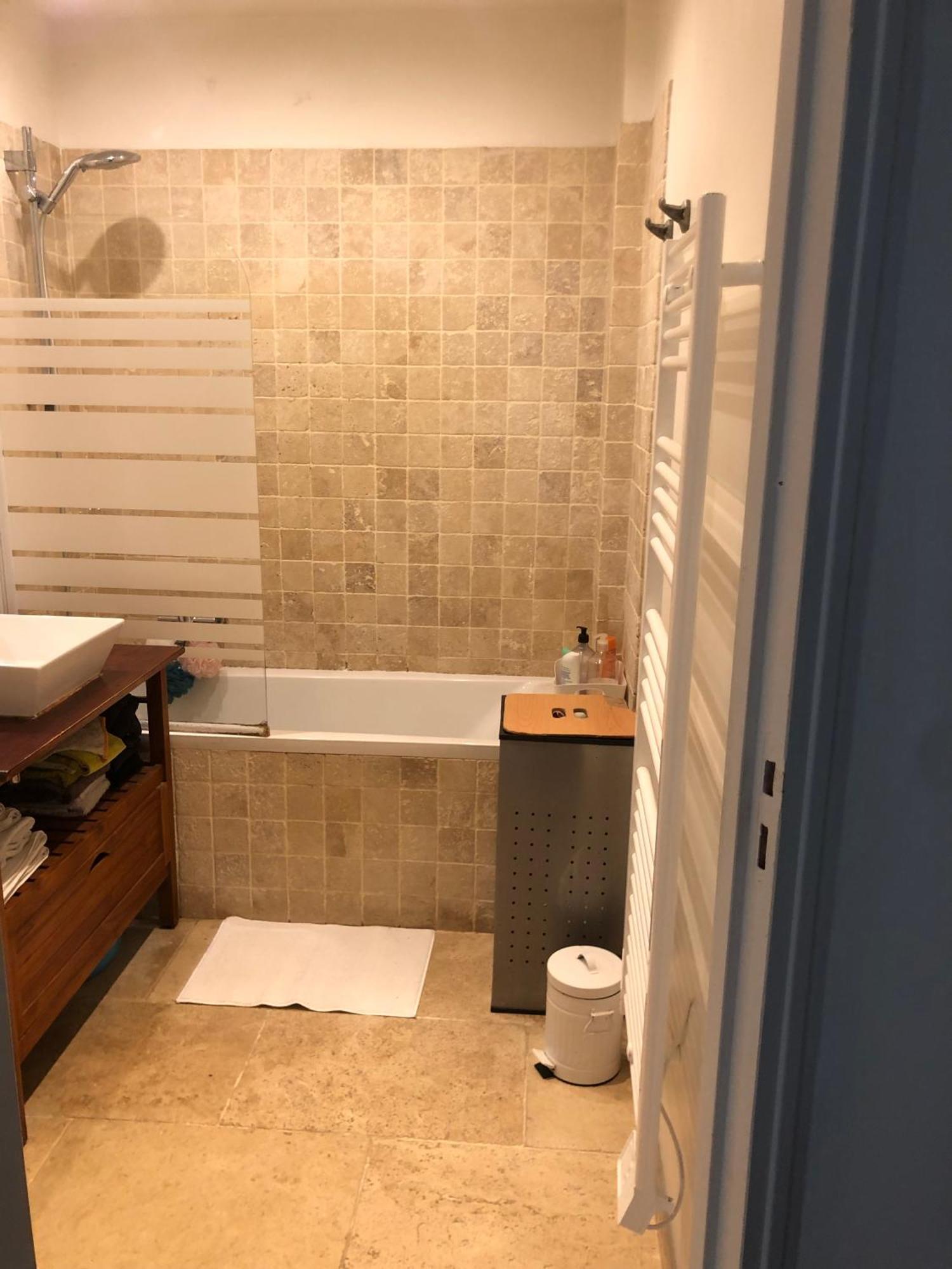 Grand Studio Atypique 45 M2 ,paris 10 Eme Apartment Paris