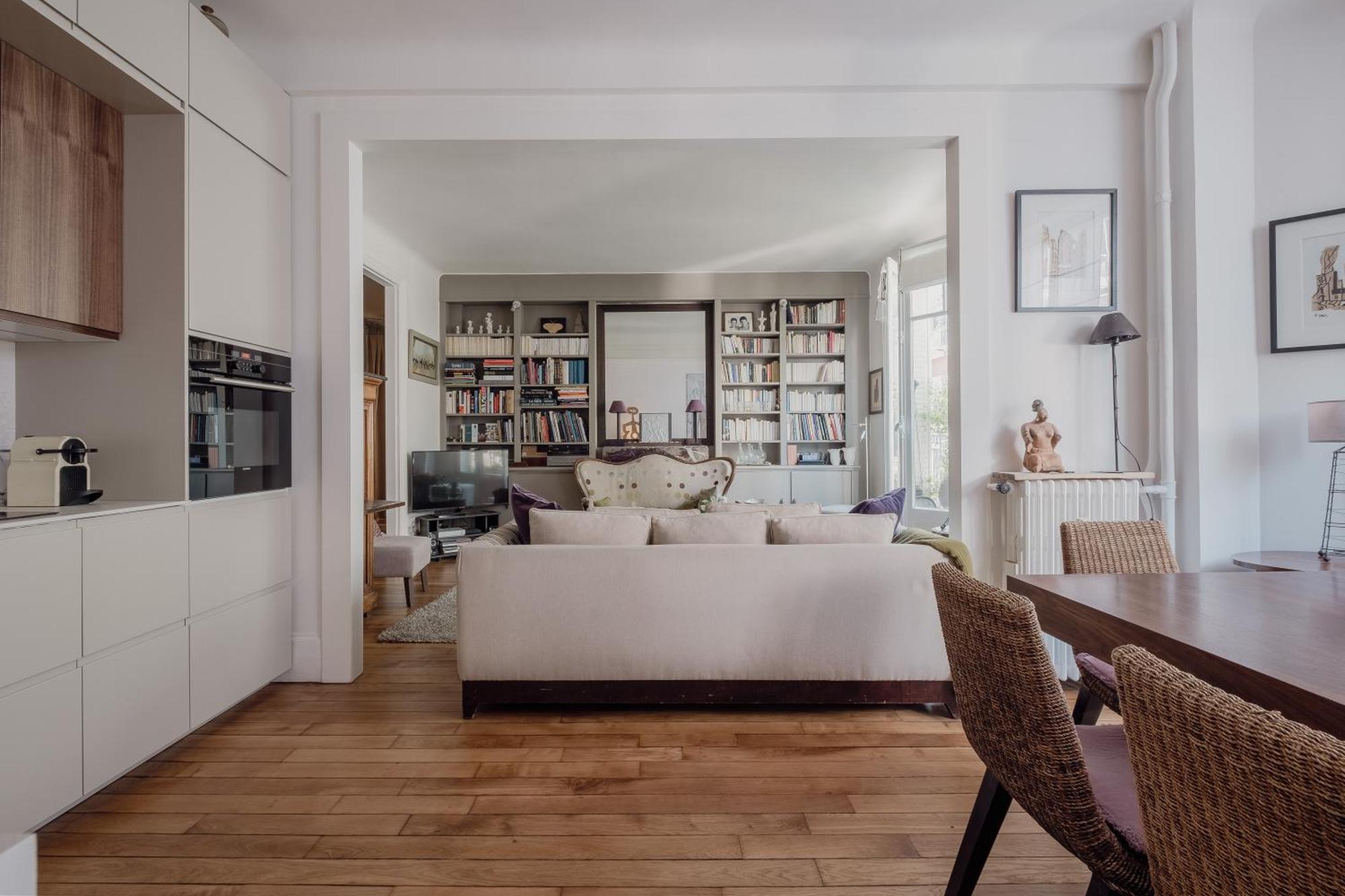 Apartment Veeve - La Vie Est Belle Paris