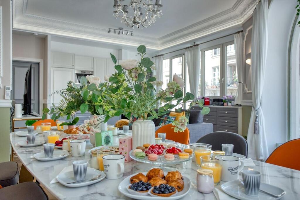 Apartment 160m² 6ch-haussmannien Climatise & Ascens