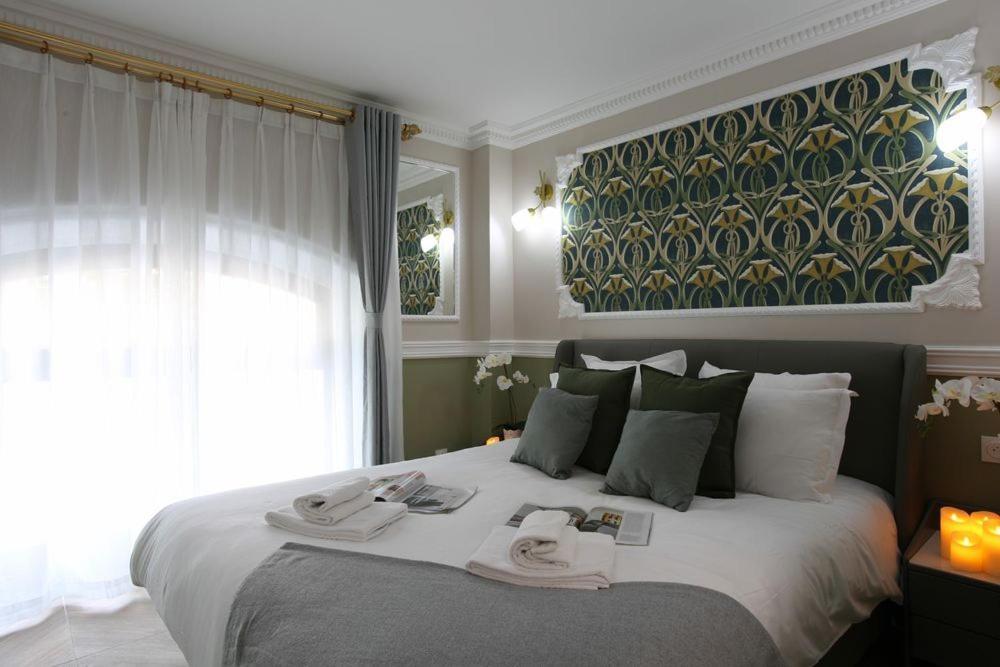 Triplex 250m² 6ch - Clim - Tres Spacieux - * Paris