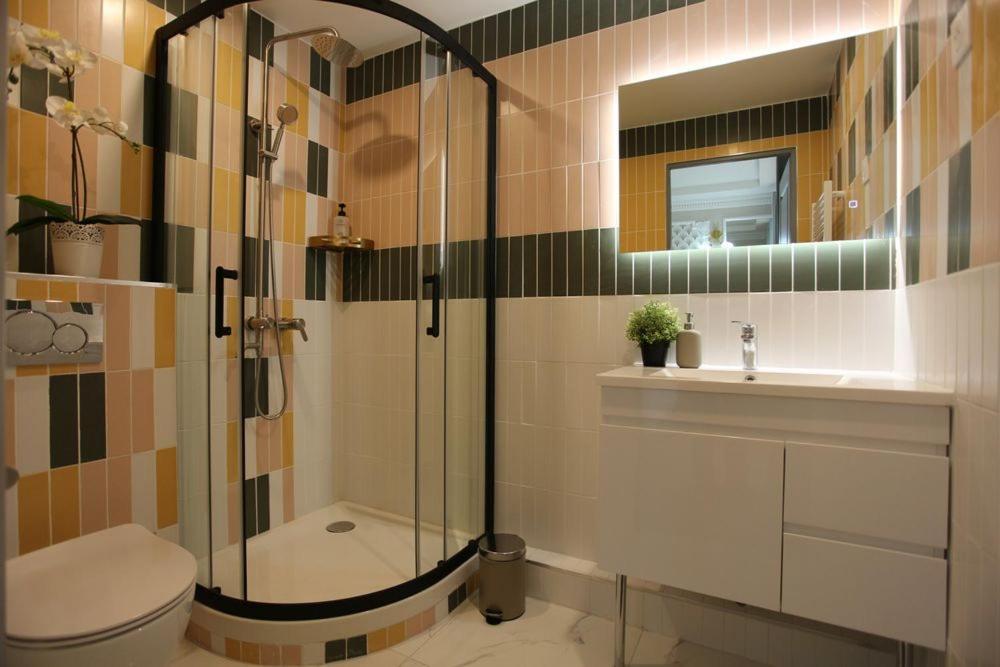 Triplex 250m² 6ch - Clim - Tres Spacieux - Apartment