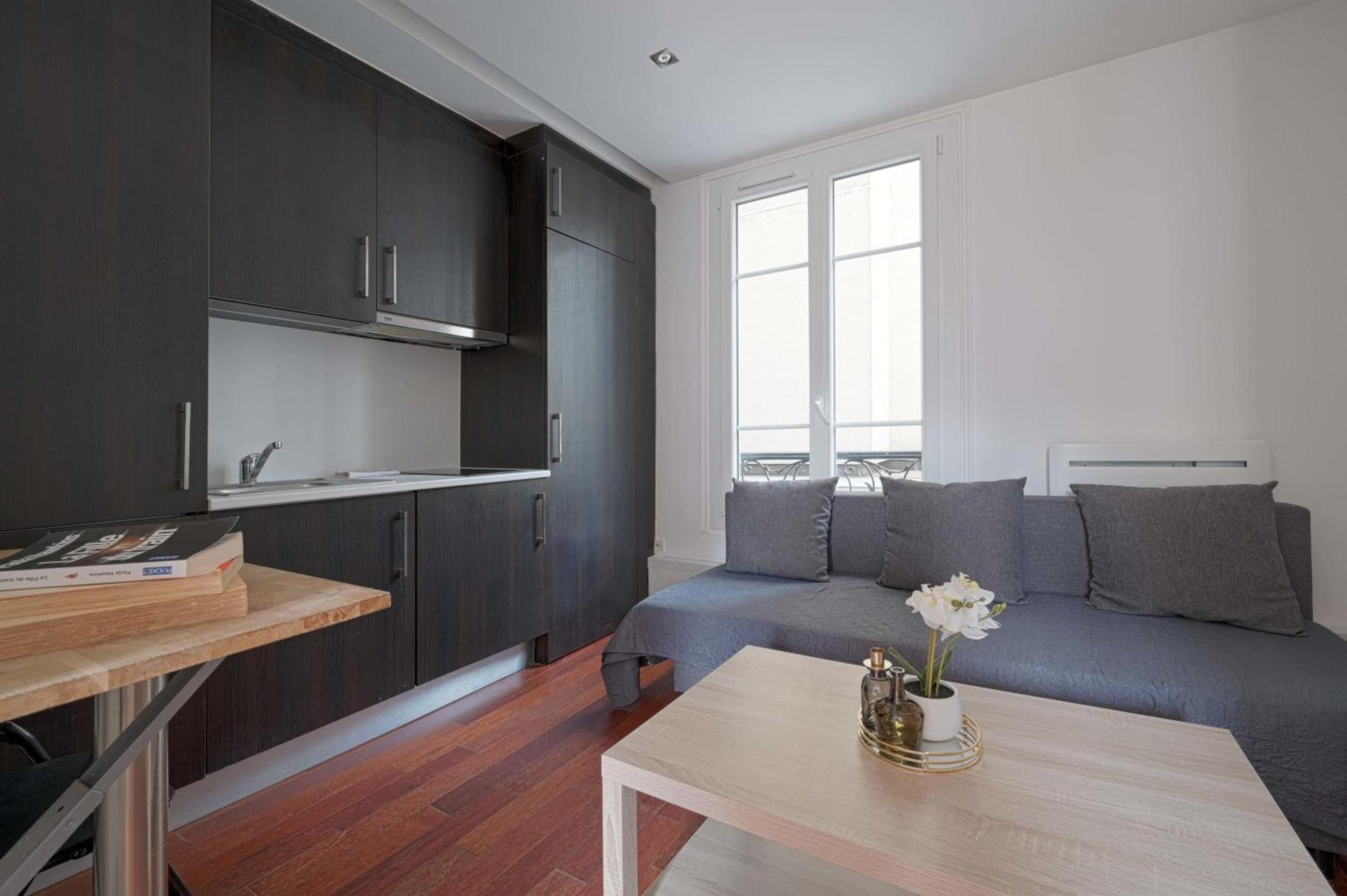 Small Studio Next To Invalides * Paris