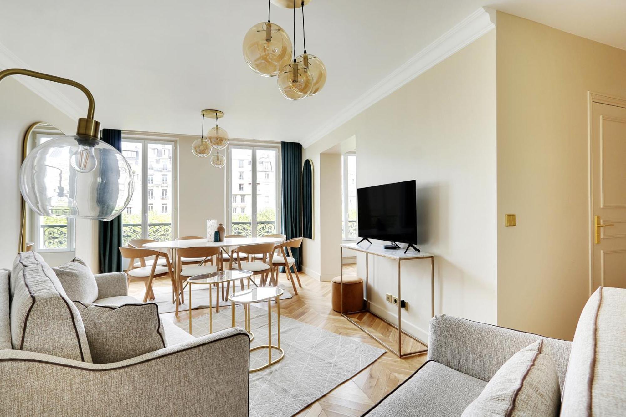 Pick A Flat's In Invalides - Avenue De Breteuil * Paris