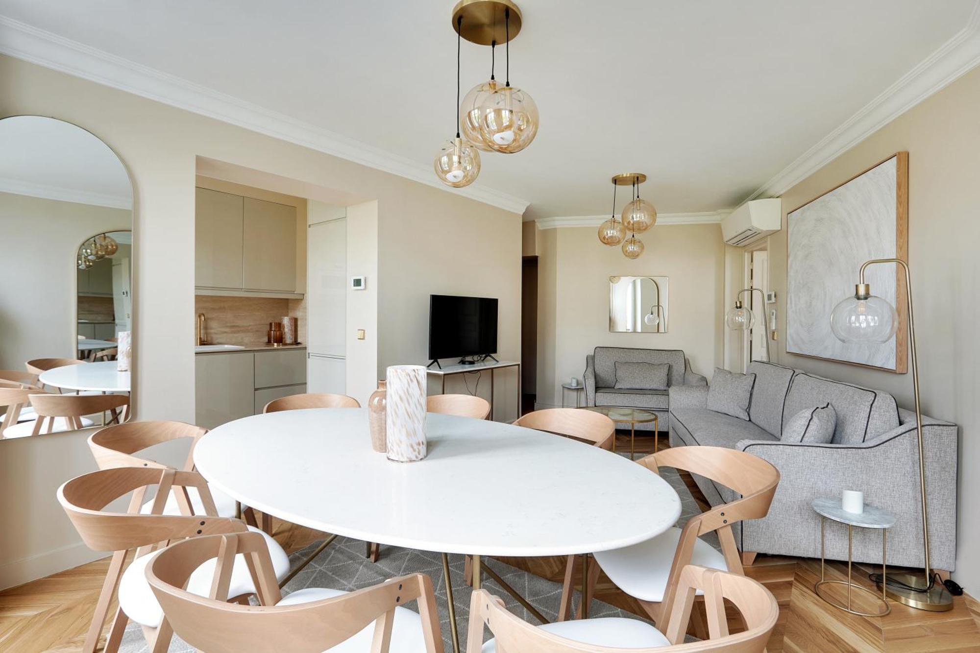 Pick A Flat's In Invalides - Avenue De Breteuil *