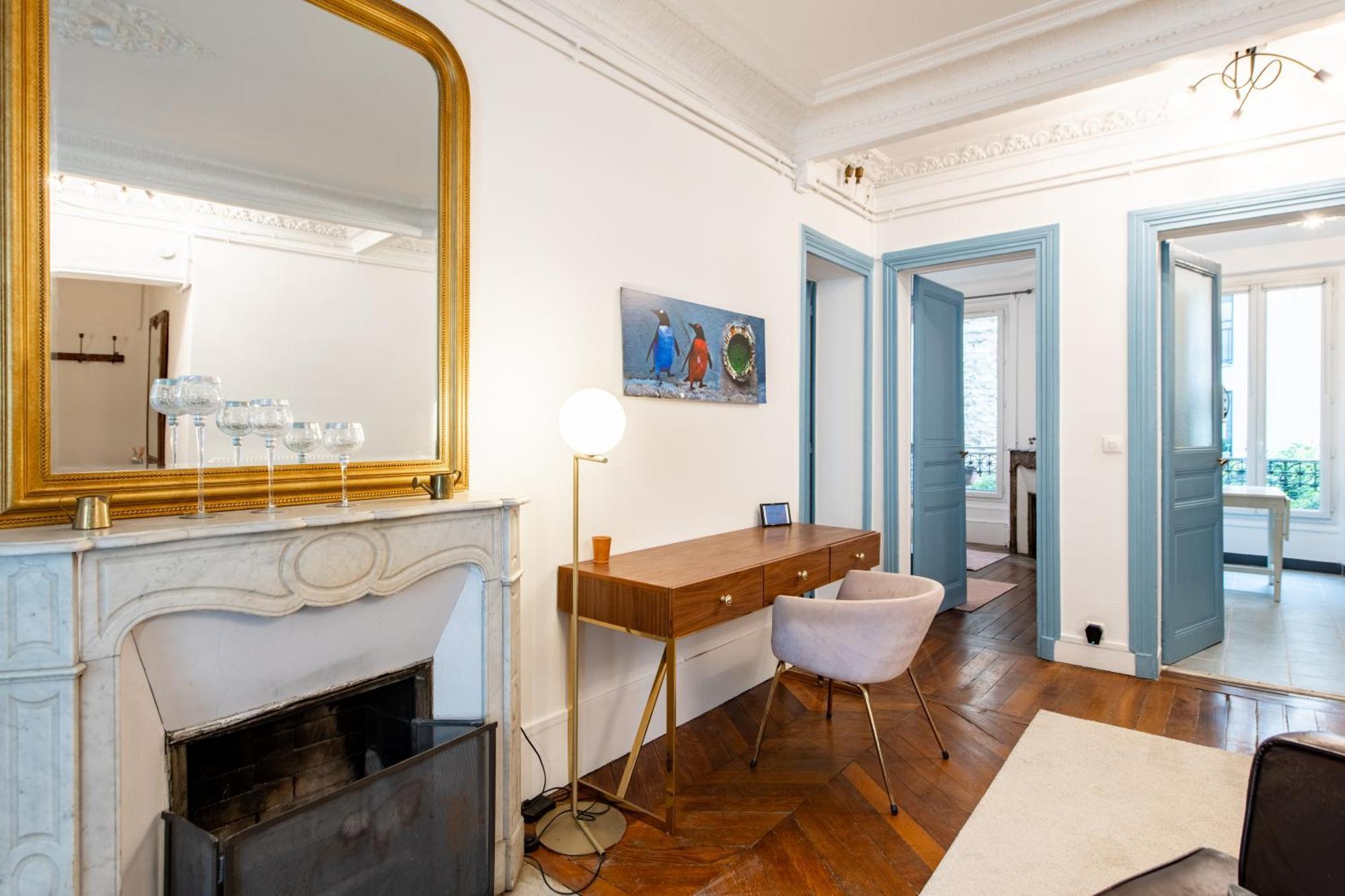 Appartement Stylish 2-bedroom Near The Famous Moulin Rouge *