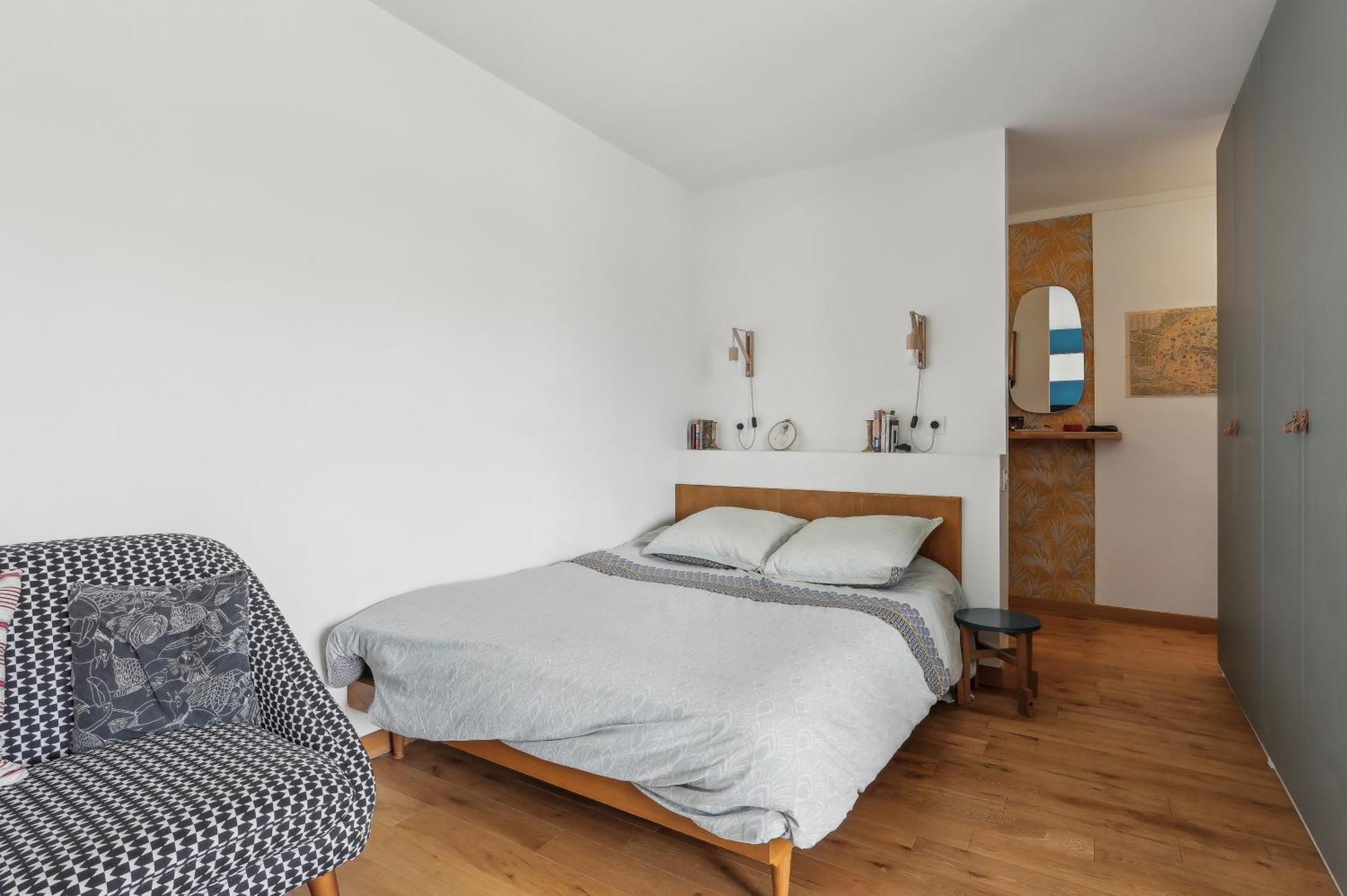 Parisien Minimaliste Et Design By Weekome Apartment