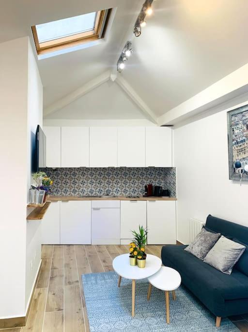 Apartment House - 2 Bedrooms - Champs-elysees Paris