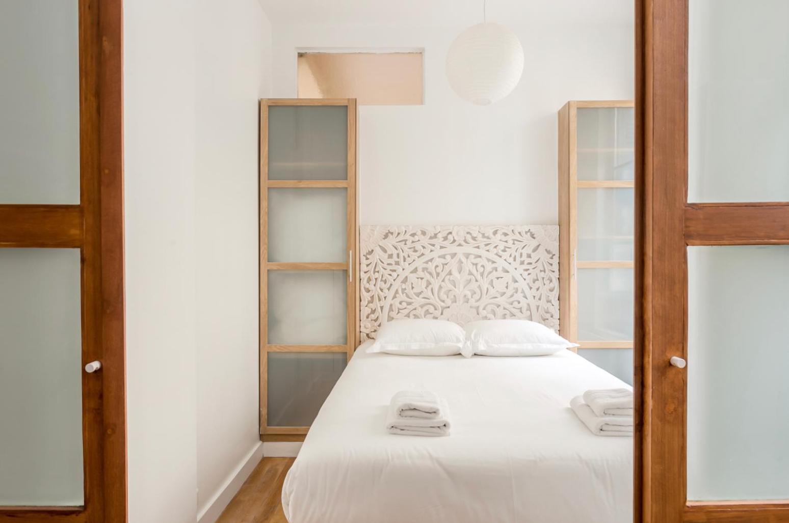Du Lion/ac Historic Flat, Marais, 4-5 Guests Apartment