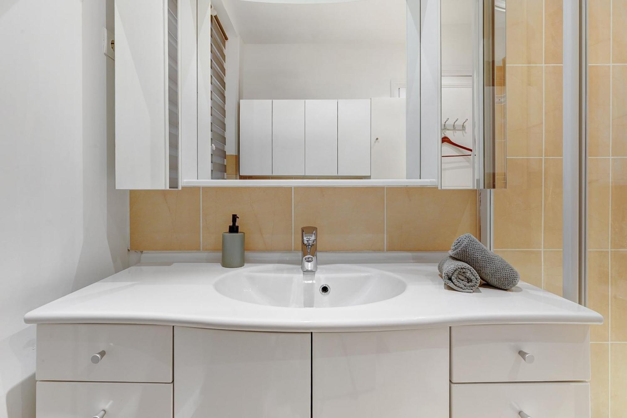 Historic Montparnasse & Jardin Atlantique - Cityapartmentstay Apartment