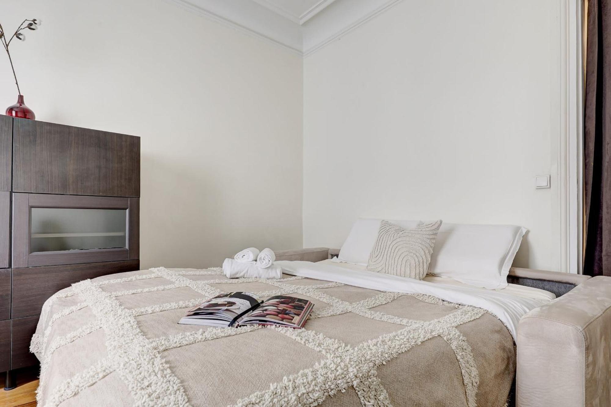 Apartment Historic Montparnasse & Jardin Atlantique - Cityapartmentstay Paris