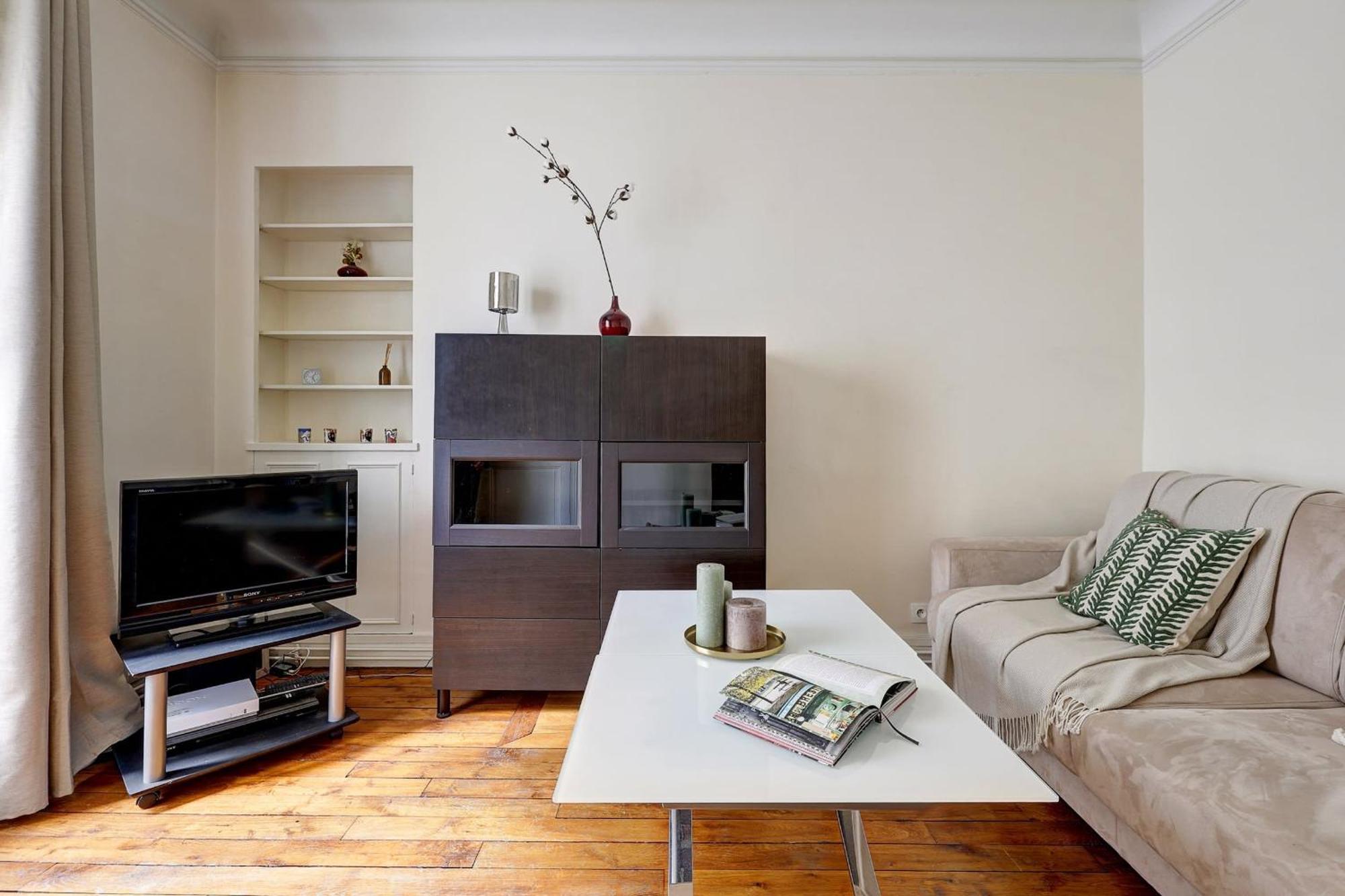Historic Montparnasse & Jardin Atlantique - Cityapartmentstay Paris