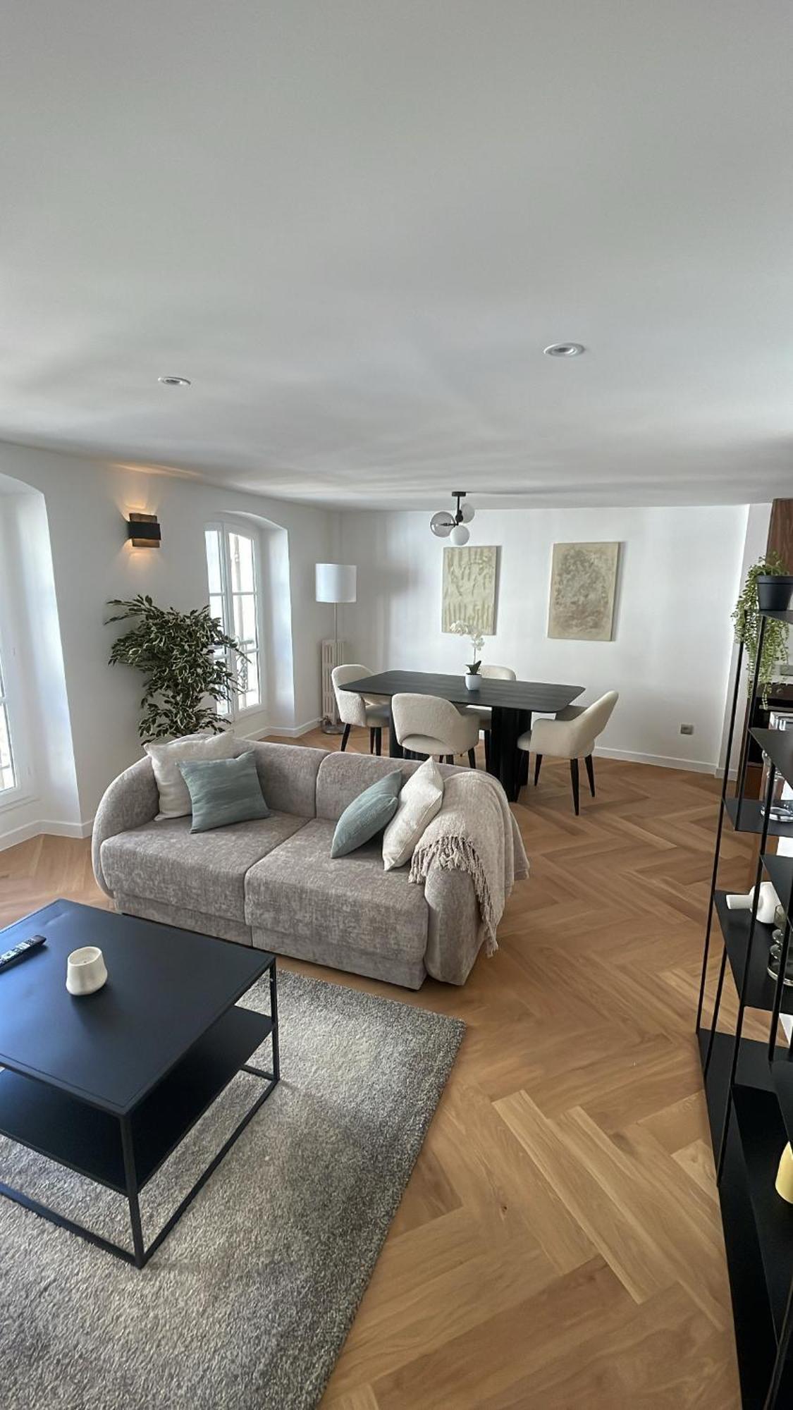 Neuf A 500m Des Champs-elysees Apartment *