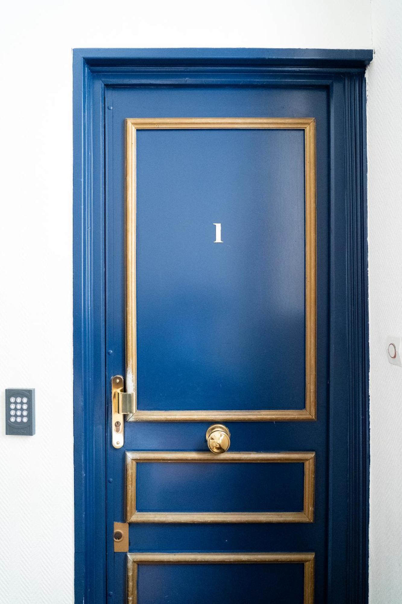 Le 64 Rue Chapon Apartment