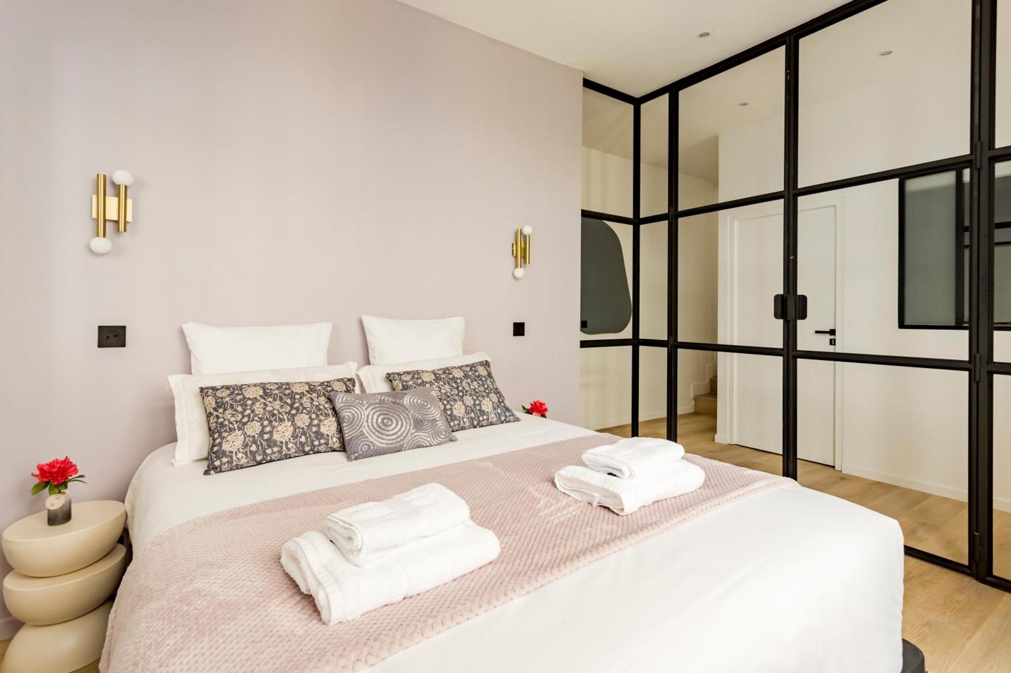 10p 160m2 With Terace Apartment Paris