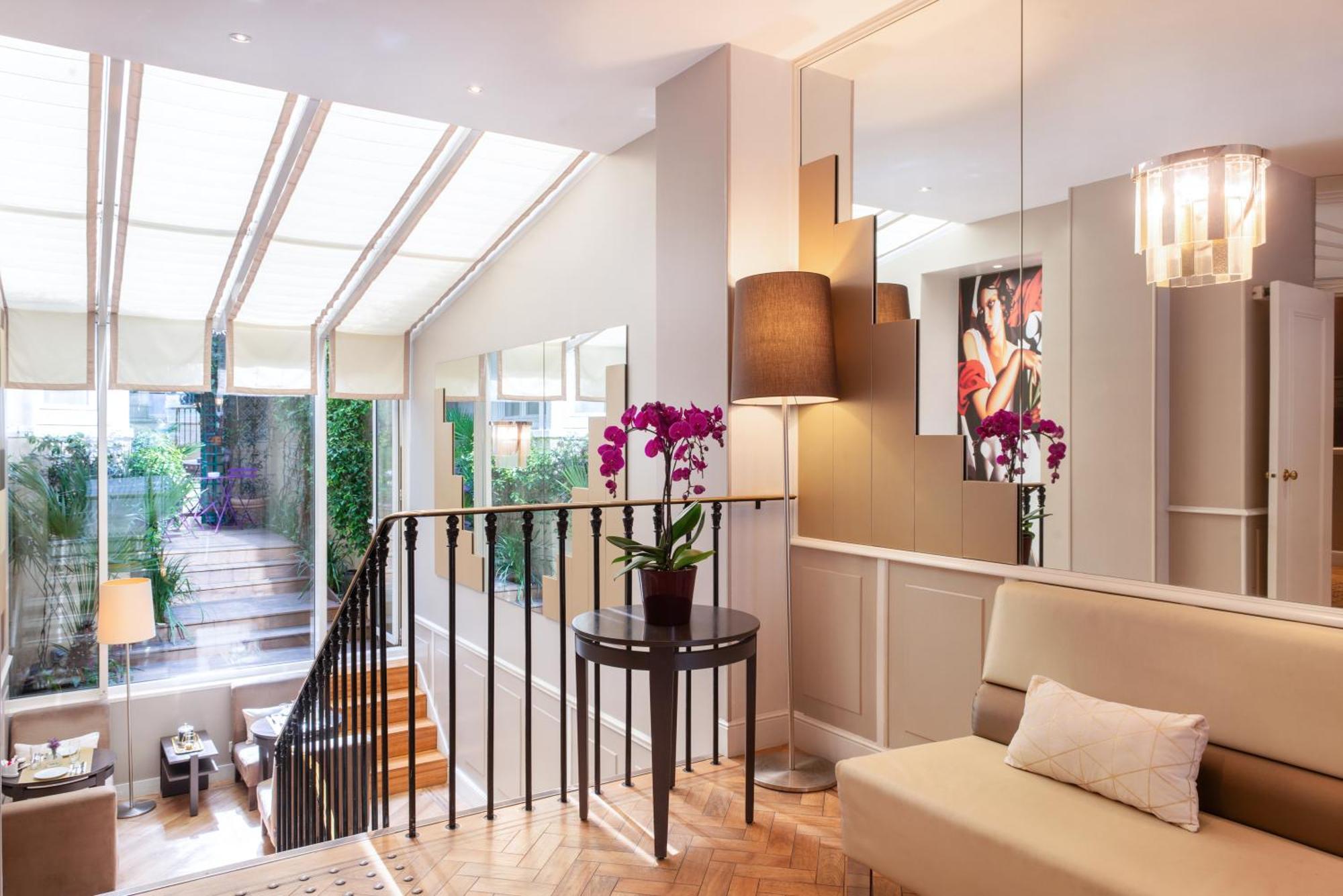 Hotel Galileo Champs Elysees Paris