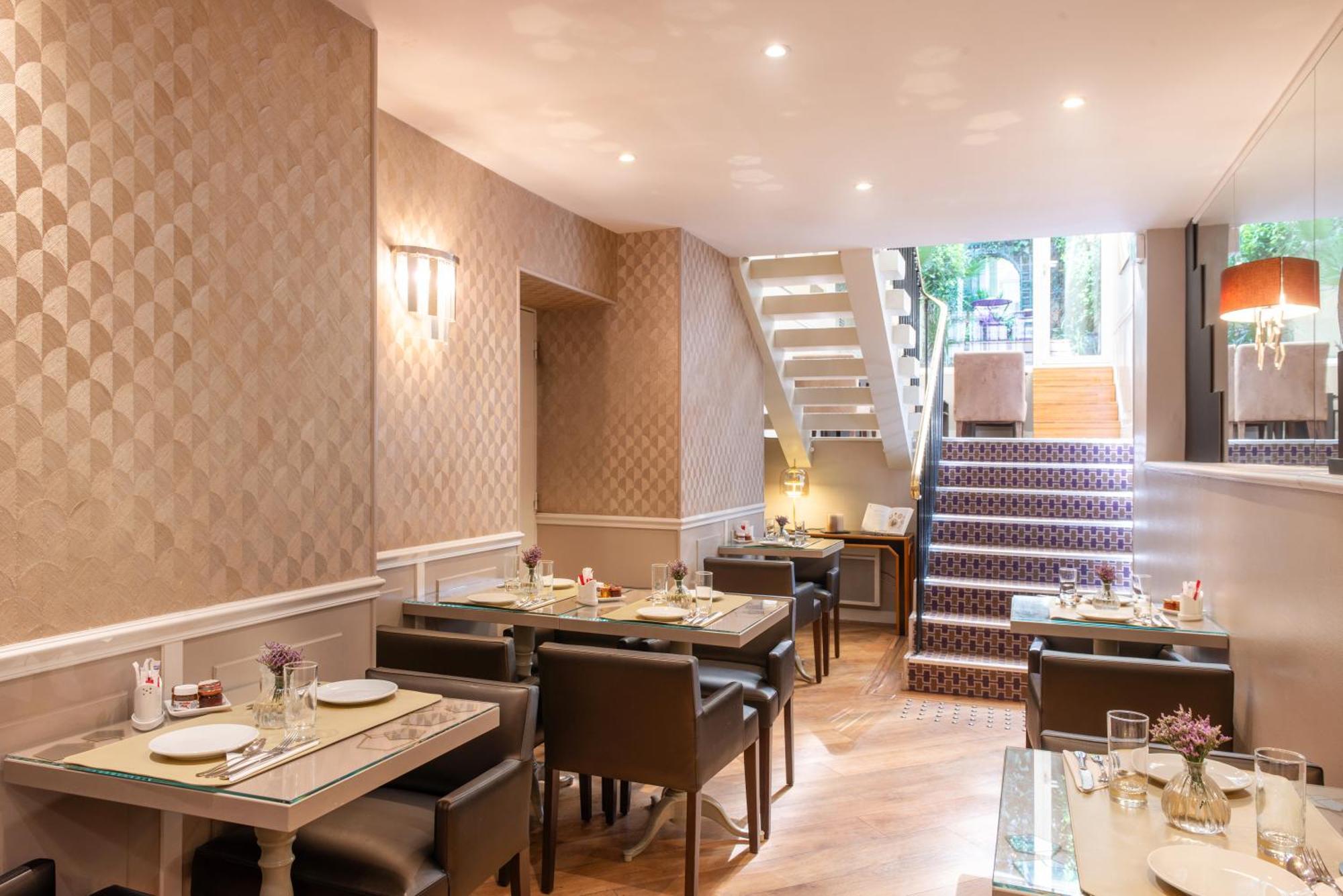 Hotel Galileo Champs Elysees 4*