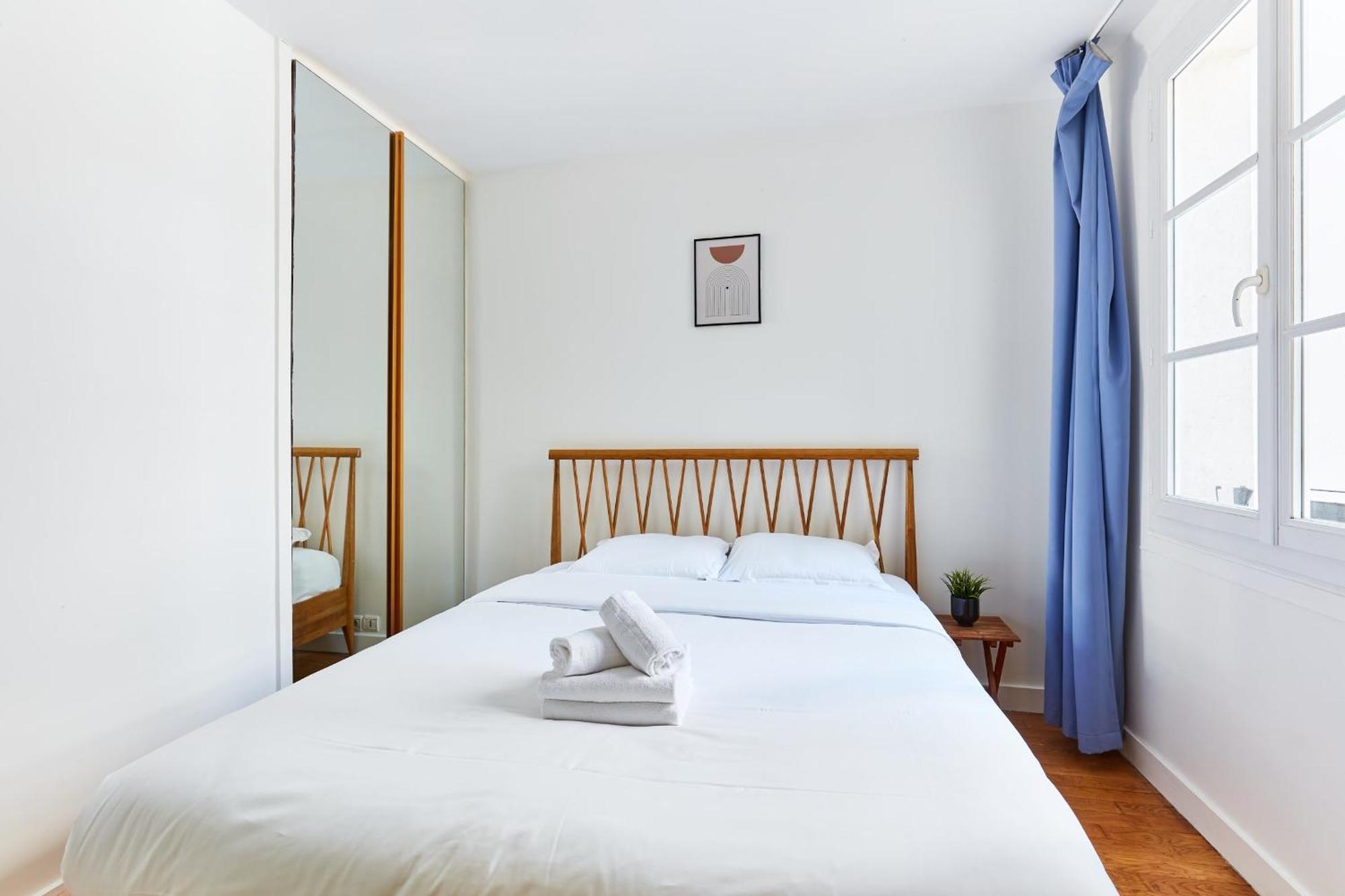 Latin 1br Cozy Paris