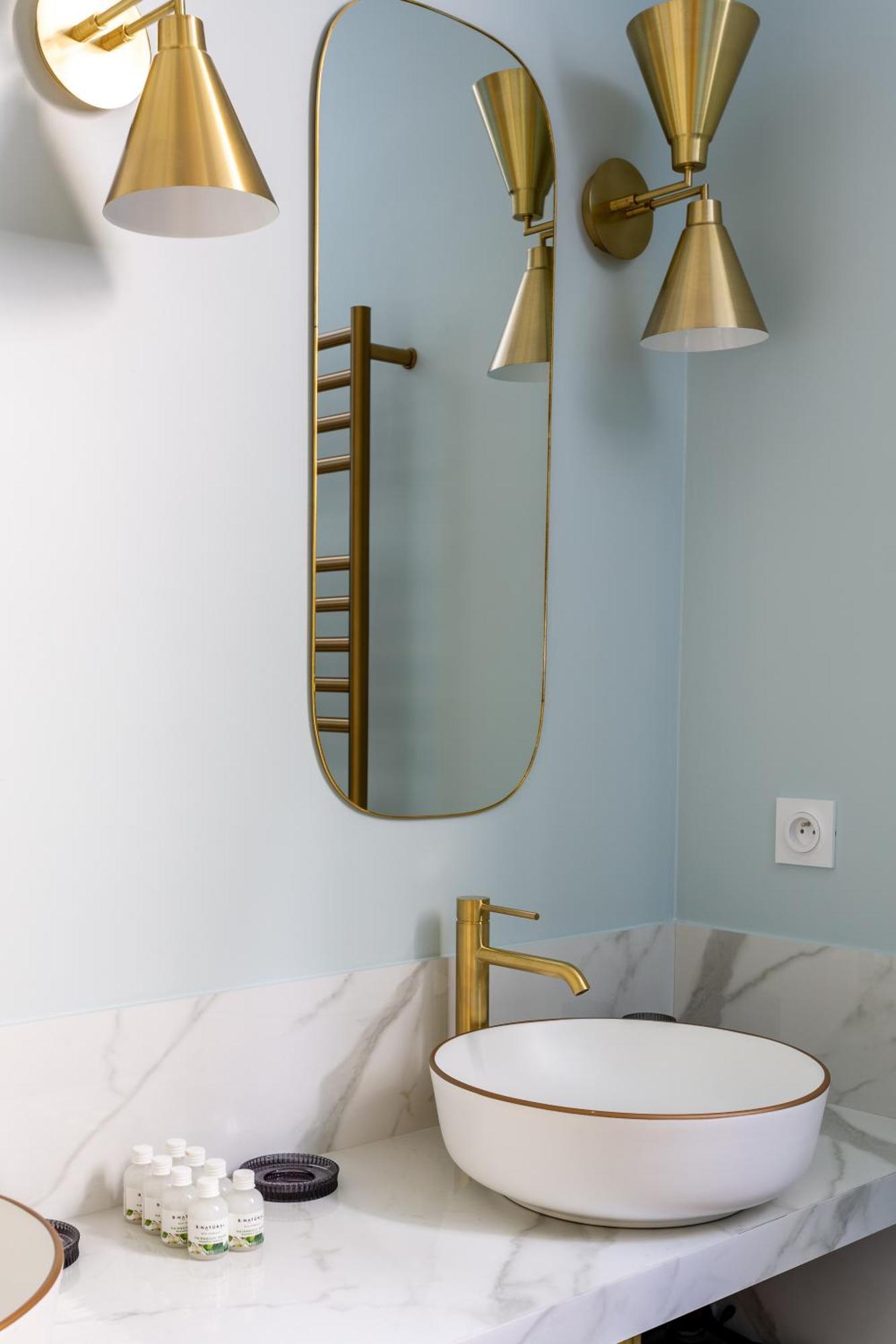 The Saint Georges Apartment *