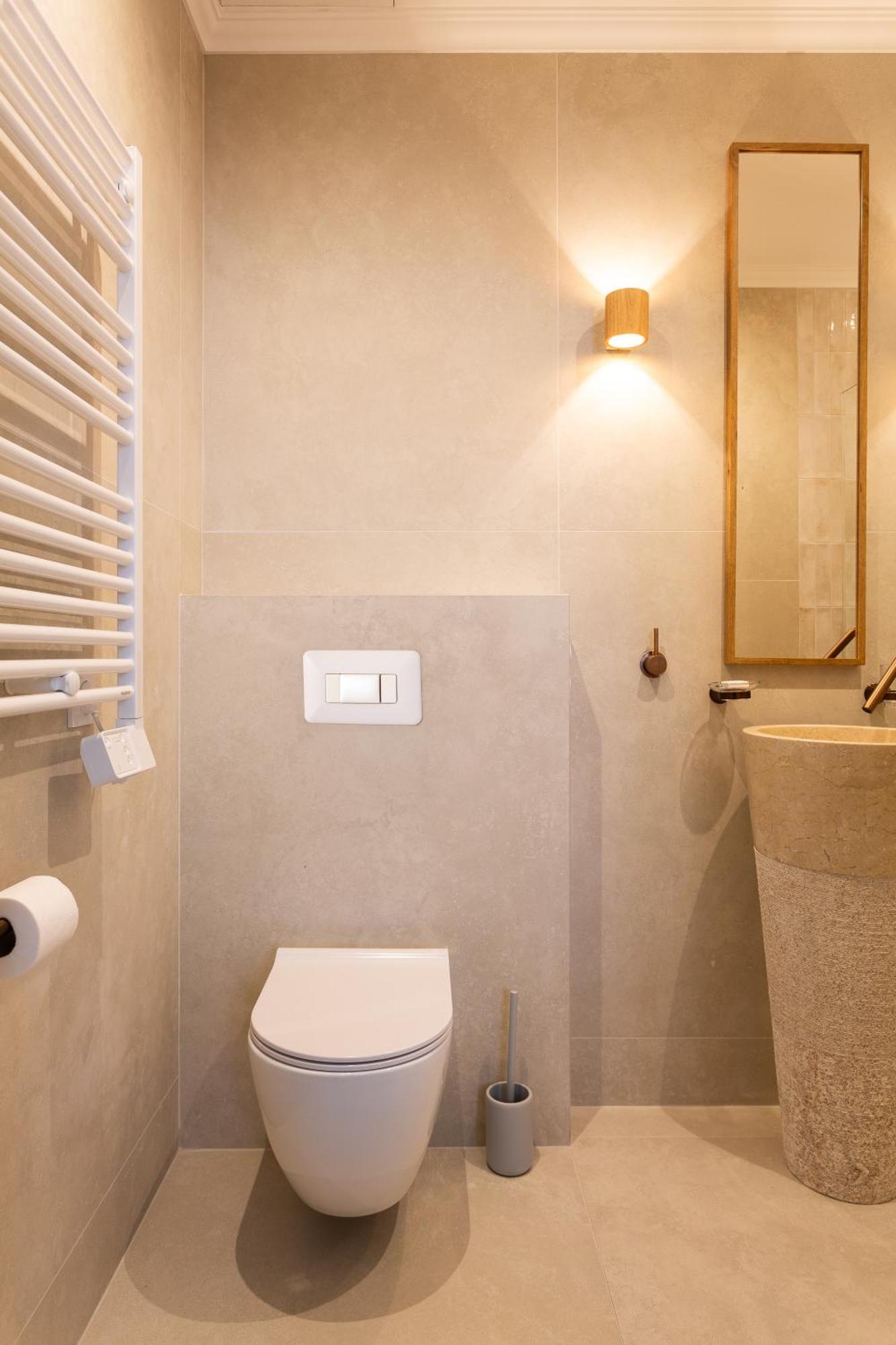 The Liberty Beige Montmartre Apartment *