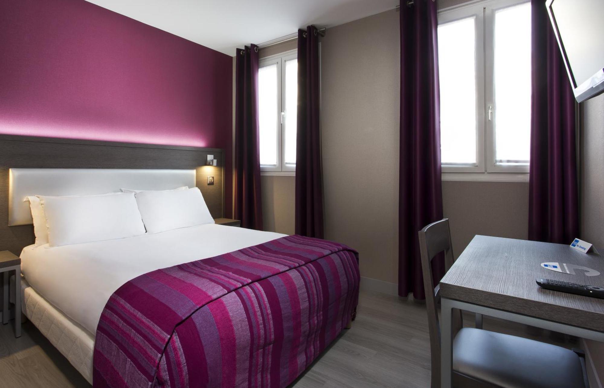 Hotel Des Pavillons Paris