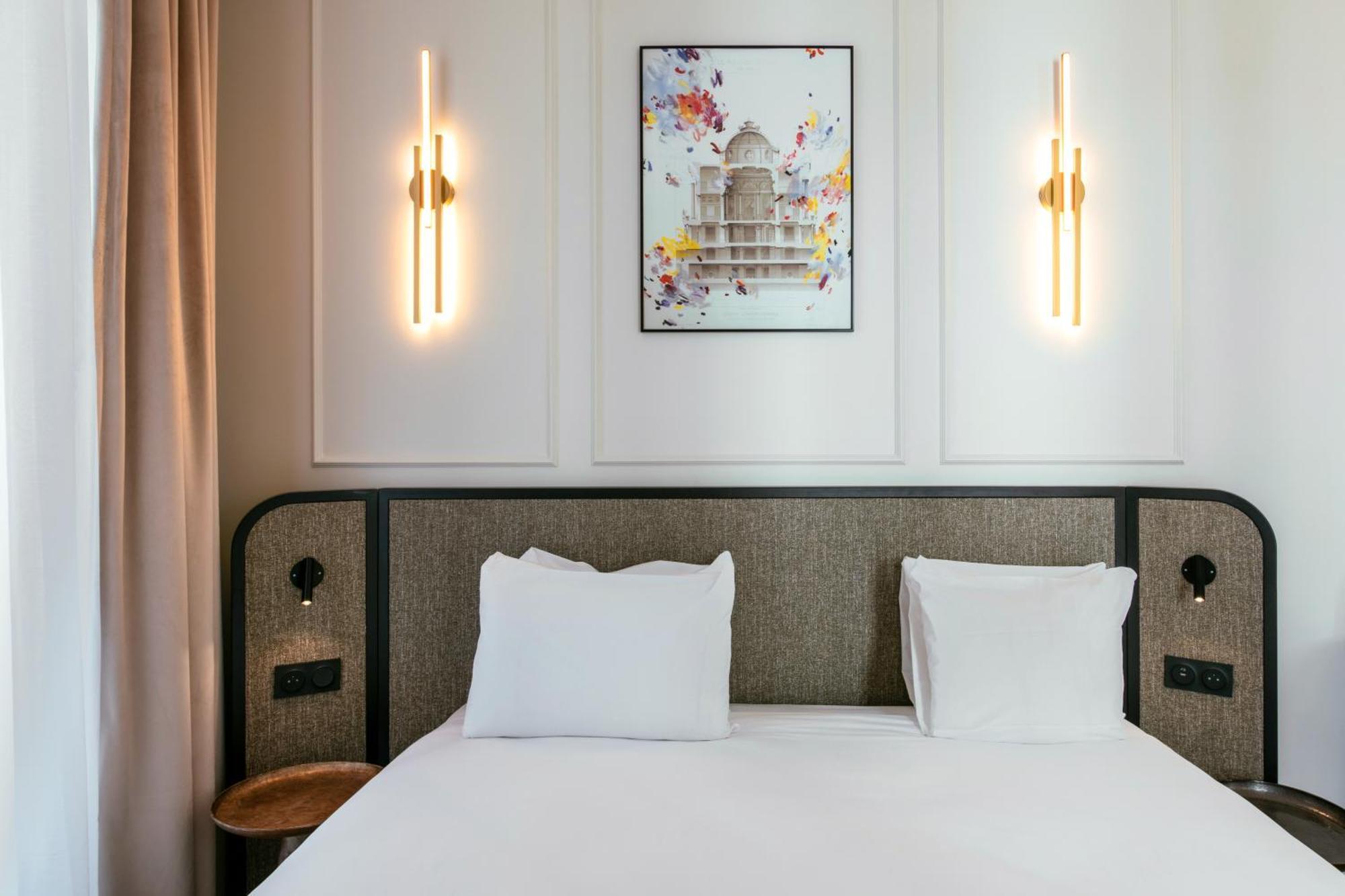 Adagio Opera Aparthotel