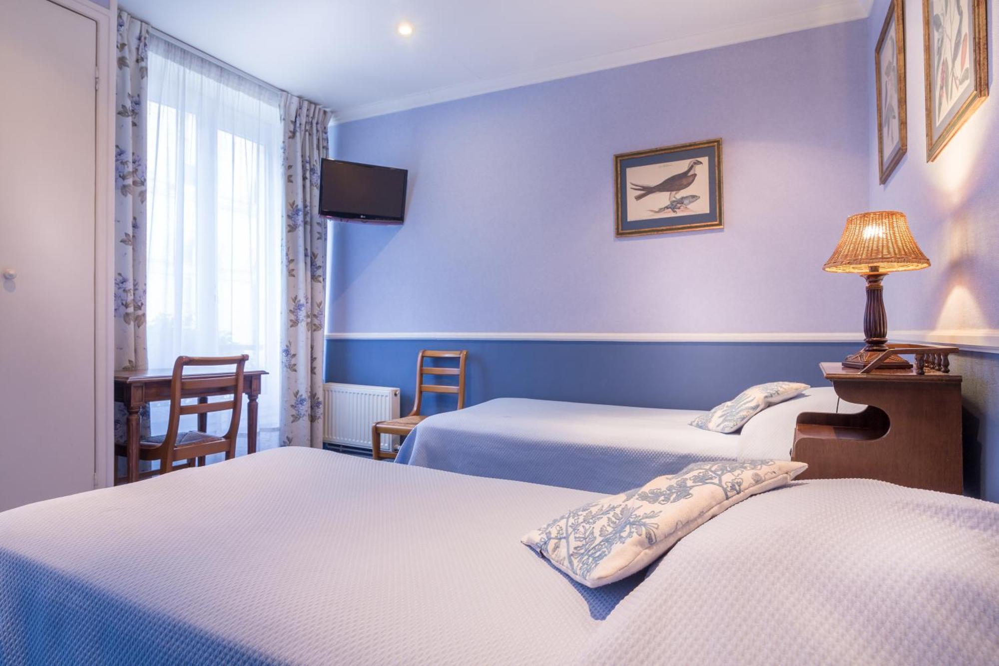 Des Arts Hotel 2*