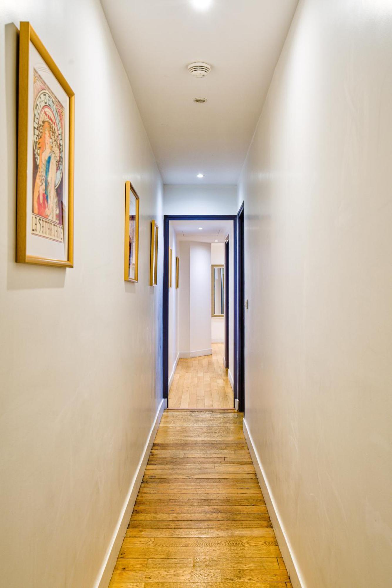 Apartment Du Louvre - Le Marais