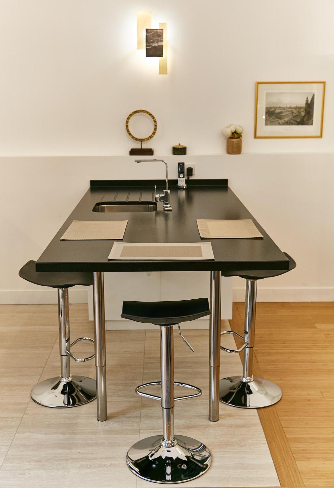 Apartment Du Louvre - Le Marais *