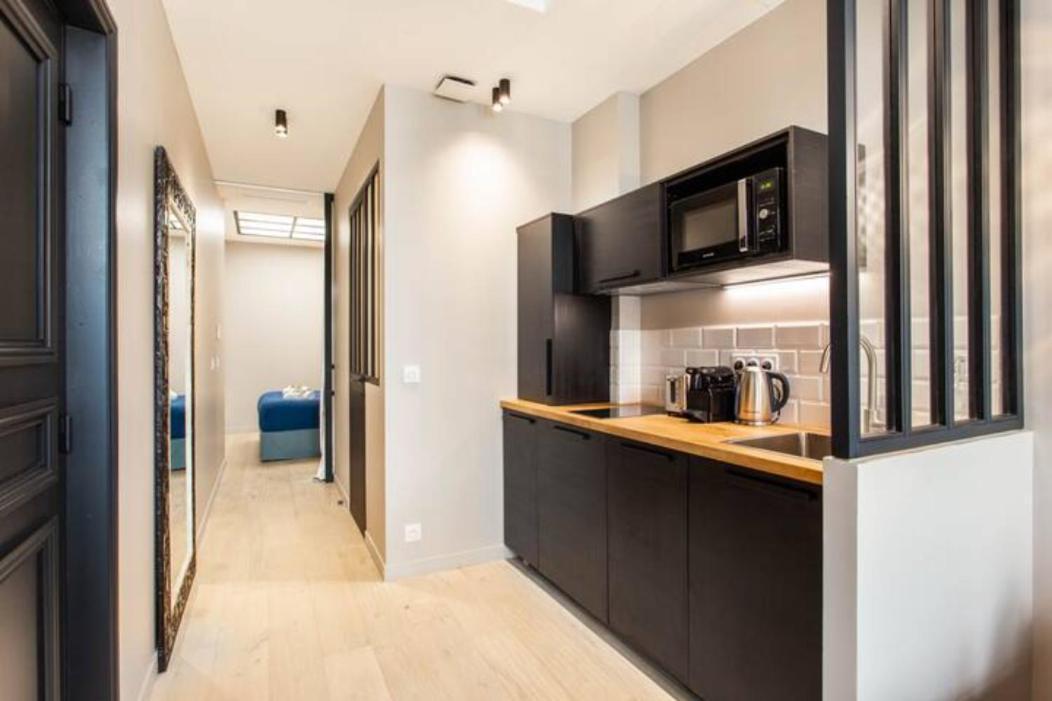 Du Louvre Apartment *
