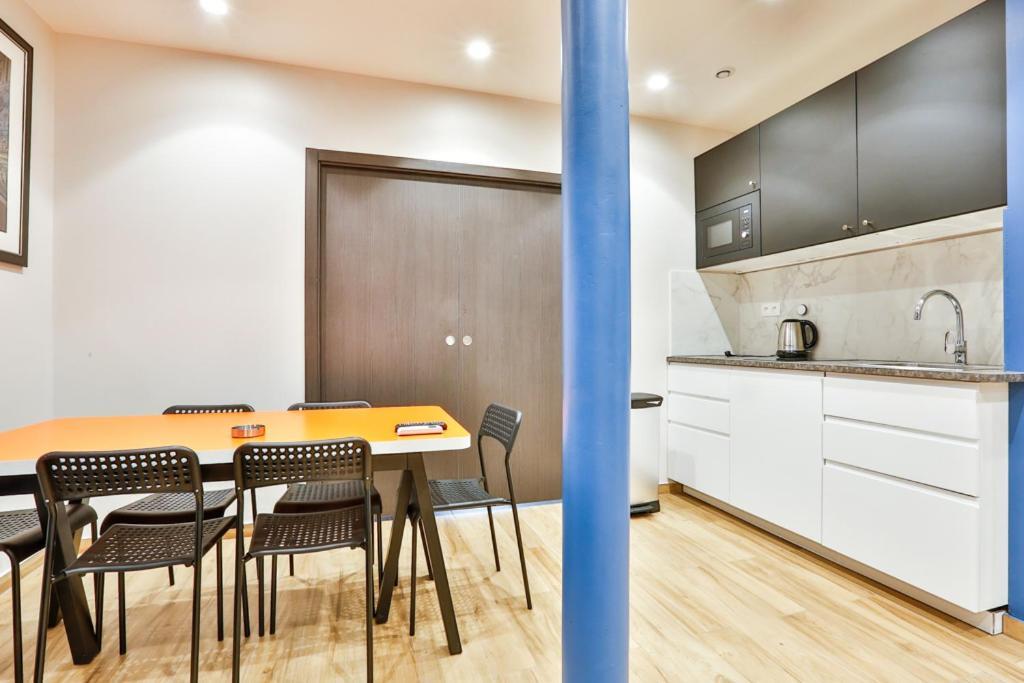 Blue Nights - Sebastopol Apartment *