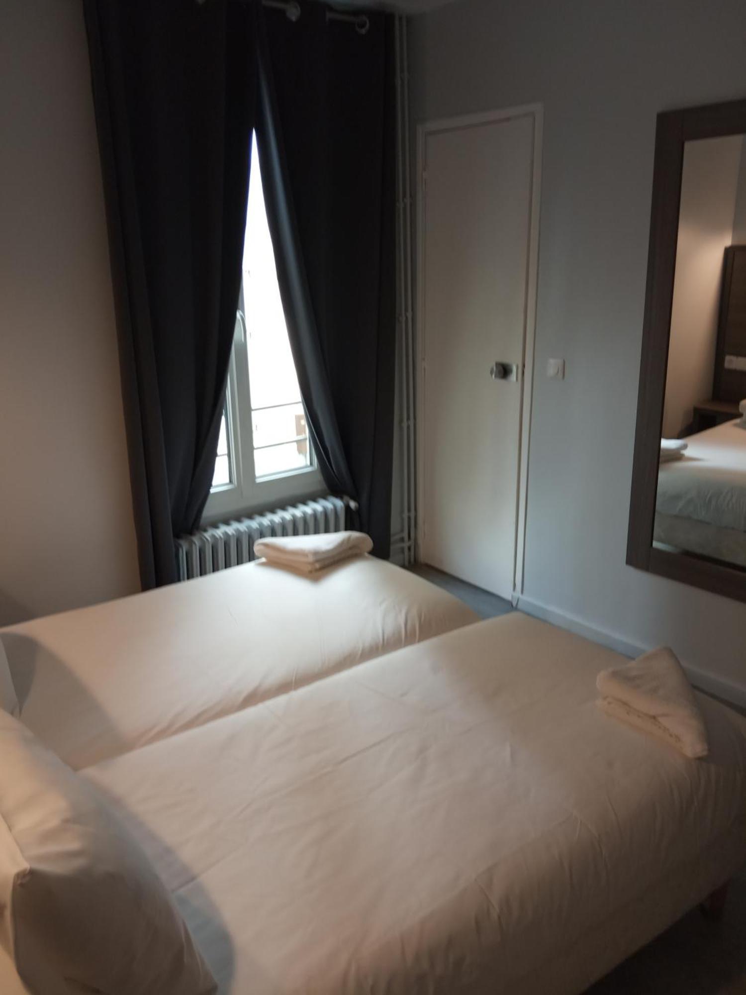 Du Globe 18 Paris