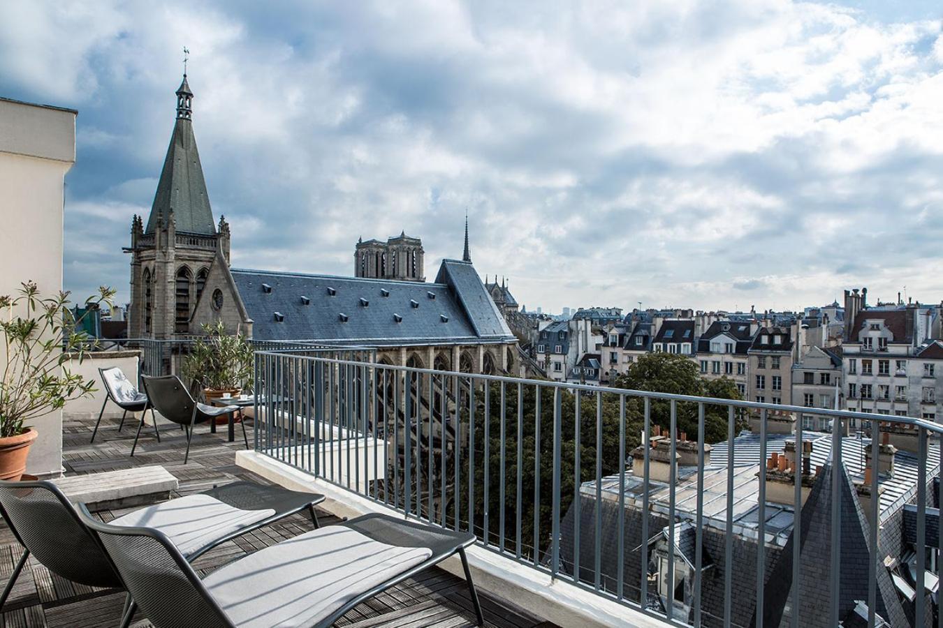 Parc Saint-severin - Esprit De France 4* Paris