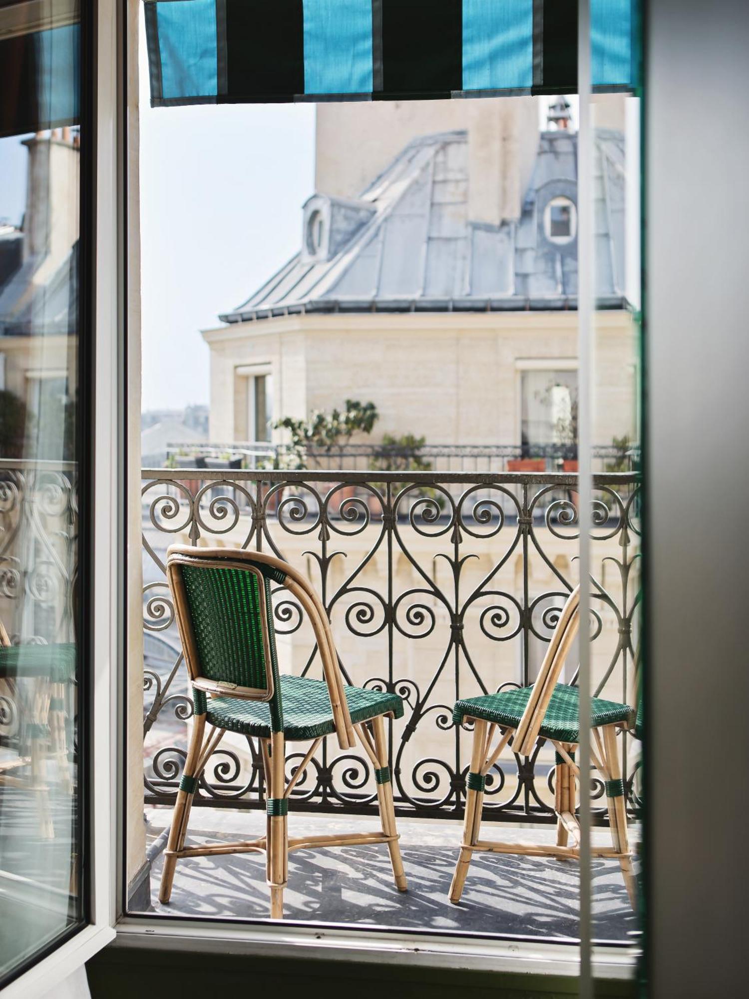 Les Deux Gares Hotel 4*