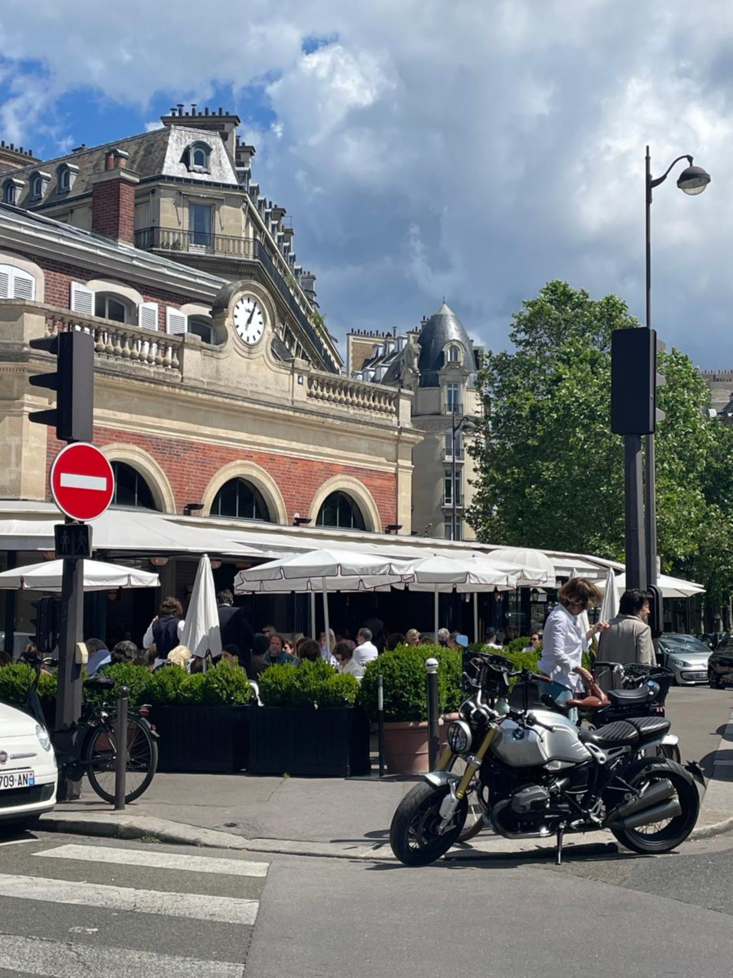 Joli 16 Victor Hugo * Paris