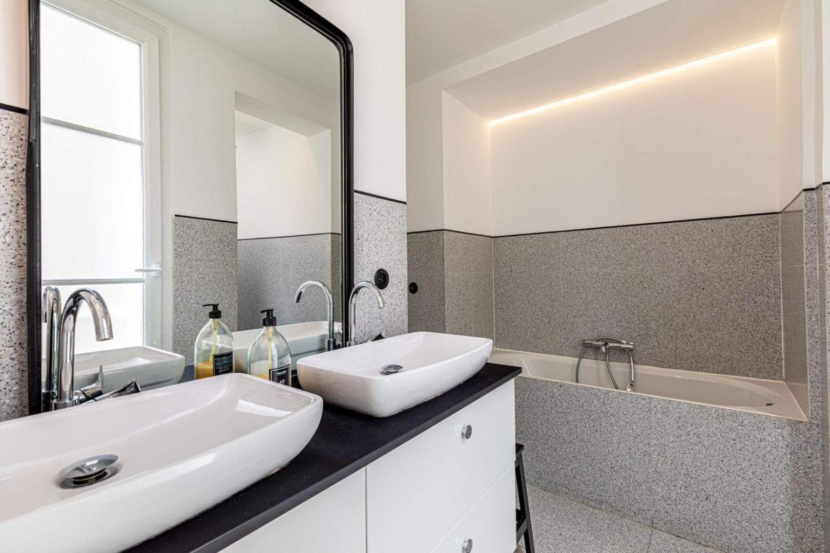 Guestready - Stately Haven Near Pantheon Apartment Paris