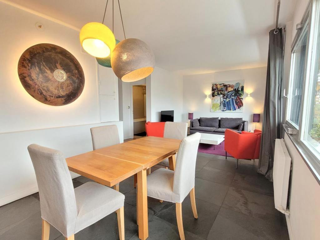 Apartment Eiffel Tower - Luxury 2 Bedroom *